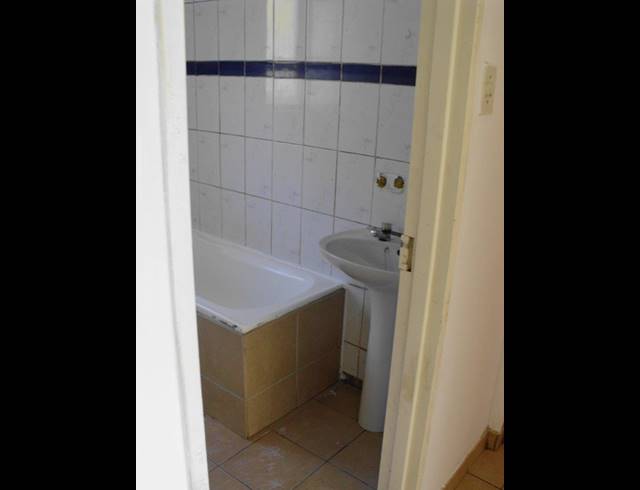 2 BEDROOM APARTMENT FOR SALE IN MONTCLAIR